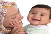 چرا کودکان در آغوش مادر آرام می‌گیرند؟