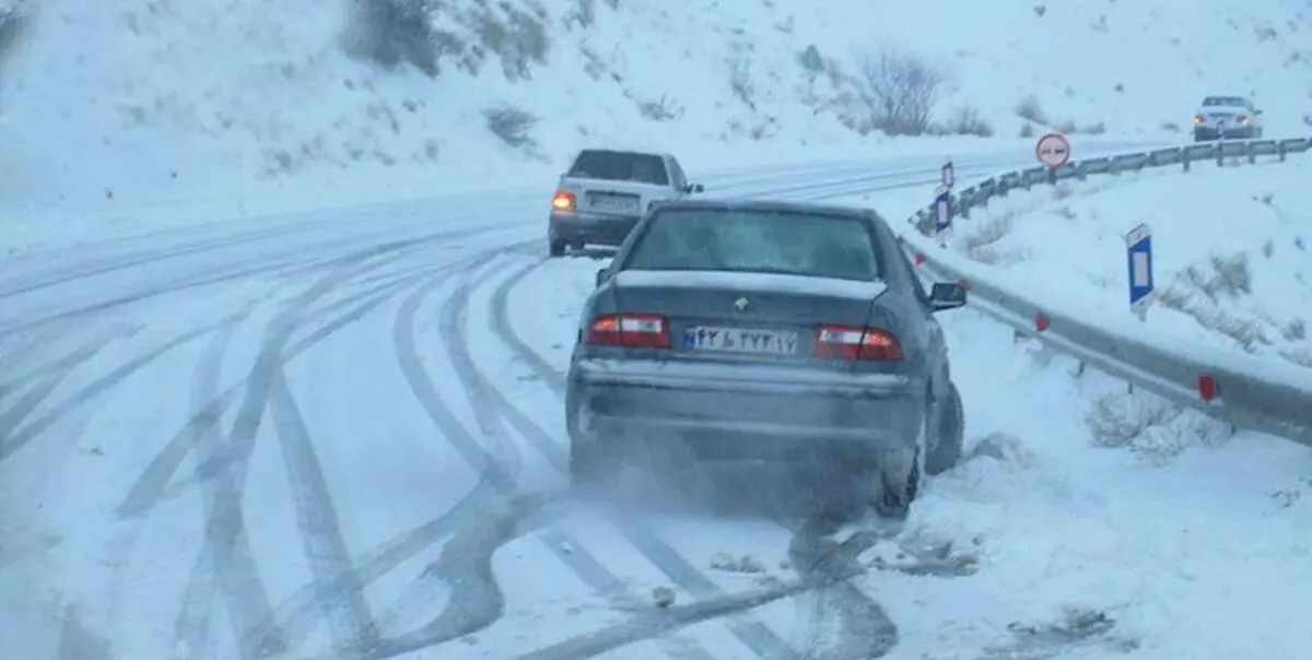 امدادرسانی به بیش از 1200 نفر در پی کولاک برف  سرما