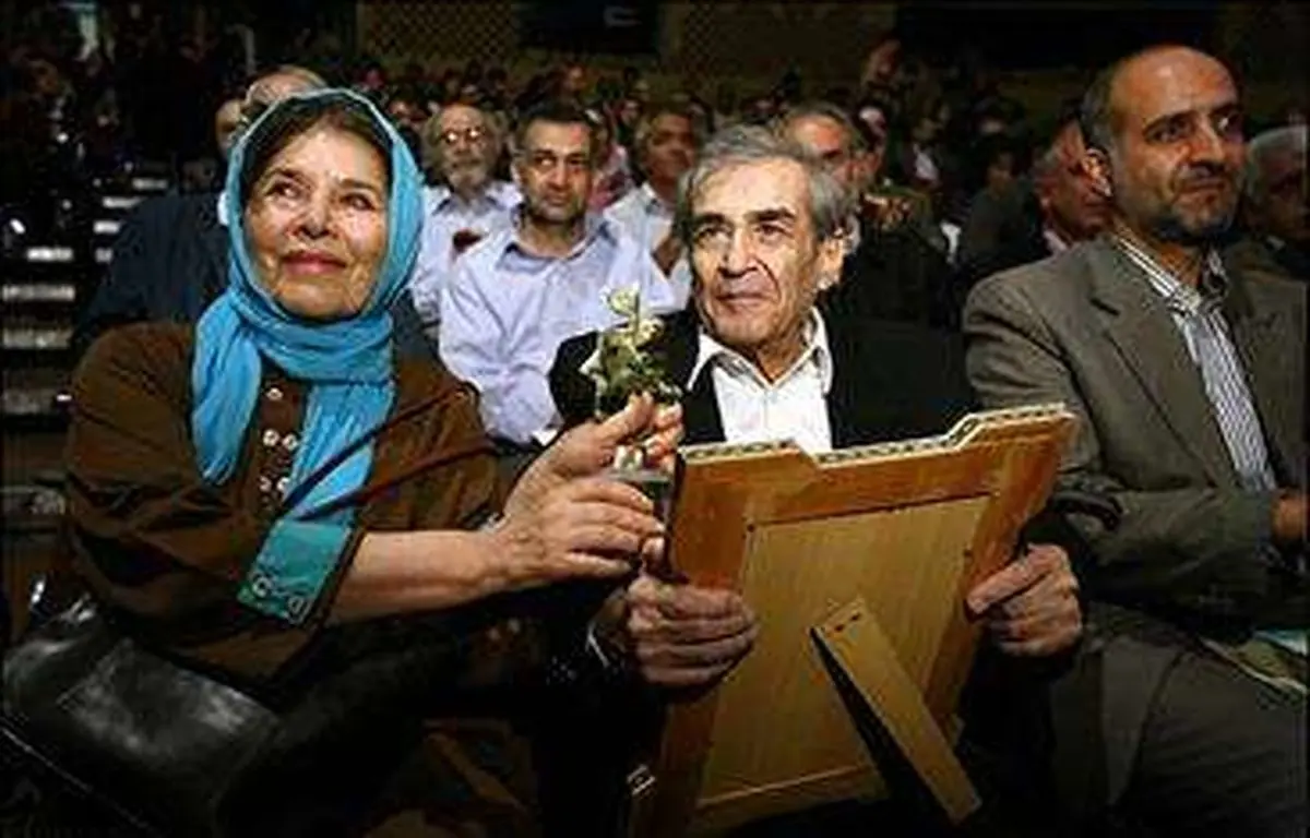 زندگی هنری و خانوادگی سمندریان و روستا جلوی دوربین " حمید همای "