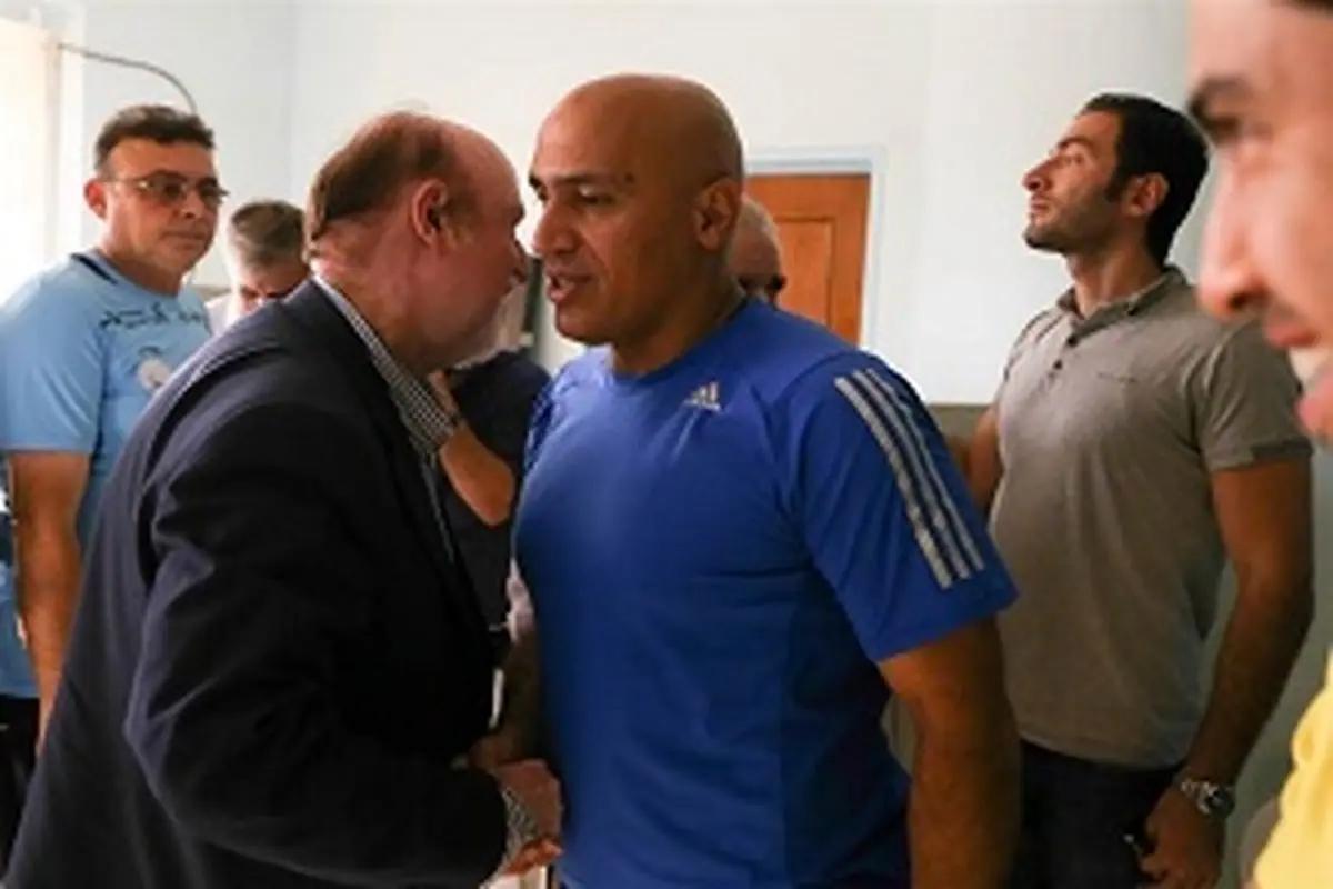 خیال منصوریان راحت شد