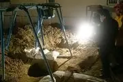 مرگ پدر و دو فرزندش حین حفر چاه/ عکس