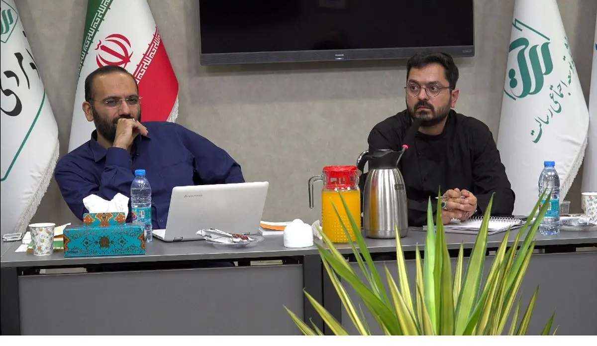 نقدی بر آموزش رسمی در بازخوانی کتاب «مدرسه زدایی از جامعه»