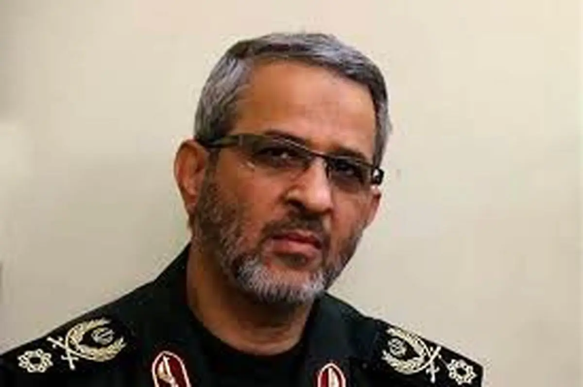 رسیدگی به معیشت محرومان و حل معضل بیکاری از برنامههای فوری دولت جدید باشد