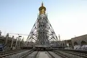 عملیات سخت و پیچیده جابجایی گلدسته حرم امام رضا(ع)
