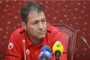 اعتراض سرمربی فولاد به یک سوال توهین‌آمیز