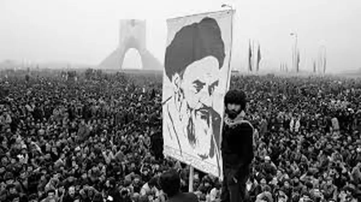 روایت یک عکس از روزهای پر از خون انقلاب