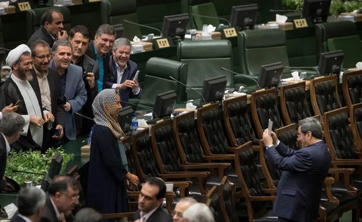 شوخی لاریجانی با معاون وزیر امور خارجه