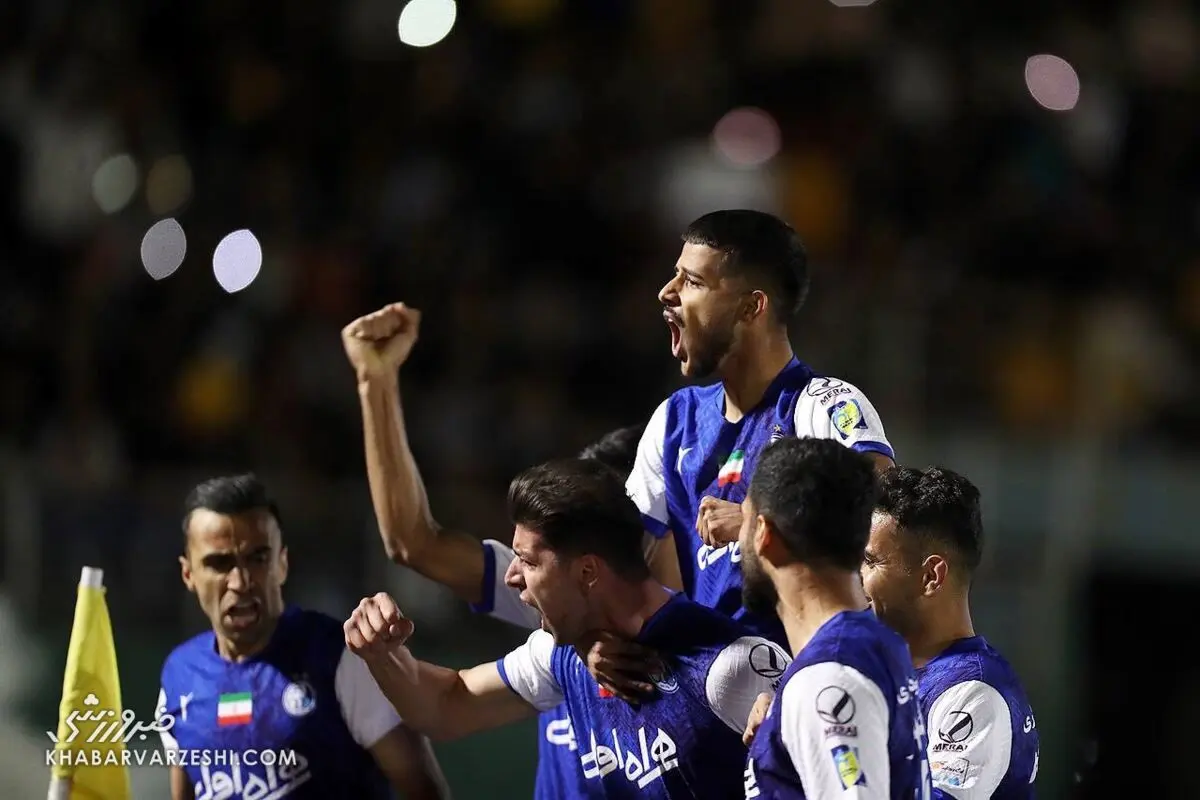 واکنش استقلالیها به اتفاق عجیب در بازی مس کرمان و پرسپولیس