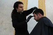 آرایشگر بامعرفت/ عکس