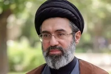 گریبان جنایتکاران را بایستی گرفت و آنان را به سزای اَعمال مجرمانه‌شان رساند