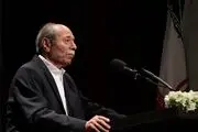 بازیگر مشهور: نسبت به مسائل سیاسی روز بی‌تفاوت نیستم