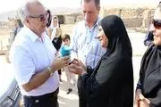 دیدار شهروند آمریکایی با مادر نمونه ایران