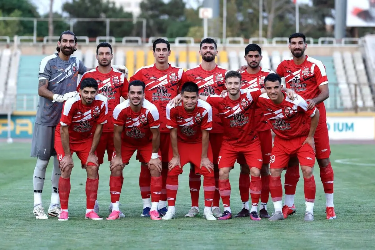 نمایش دو چهره تراکتور مقابل گل‌گهر