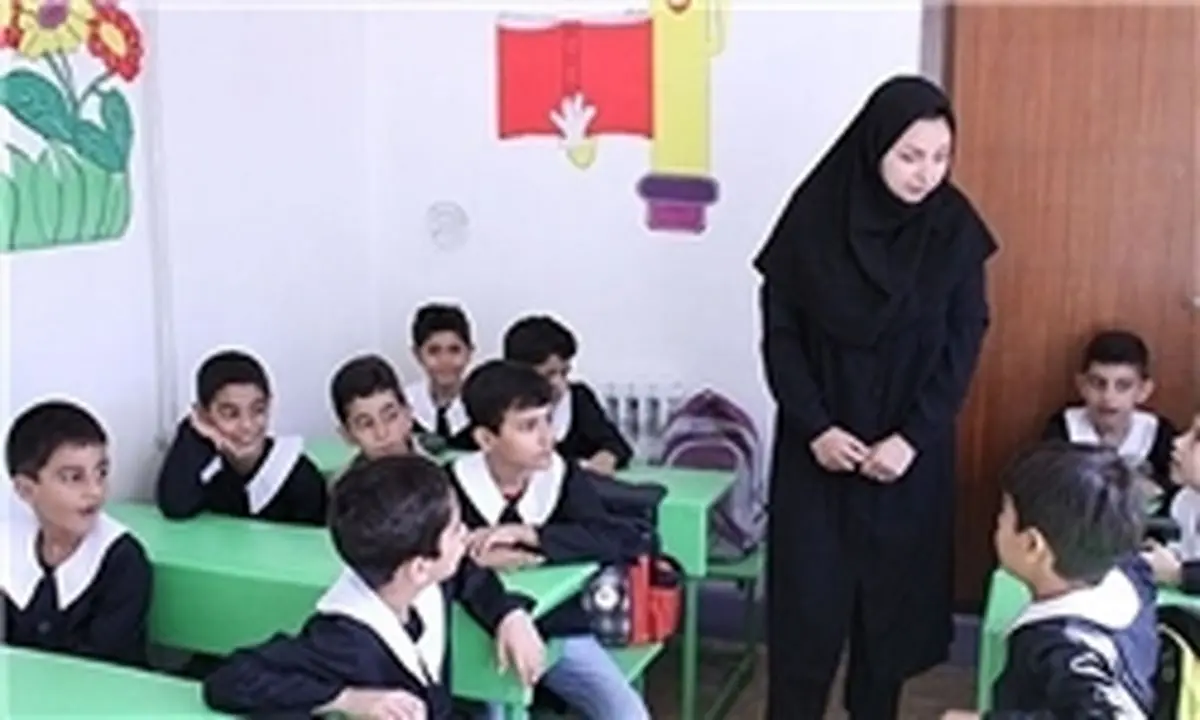 چرا مطالبات معلمان با تاخیر پرداخت می شود؟