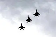 جنگنده‌های ارتش در منطقه رزمایش نزاجا به پرواز درآمدند