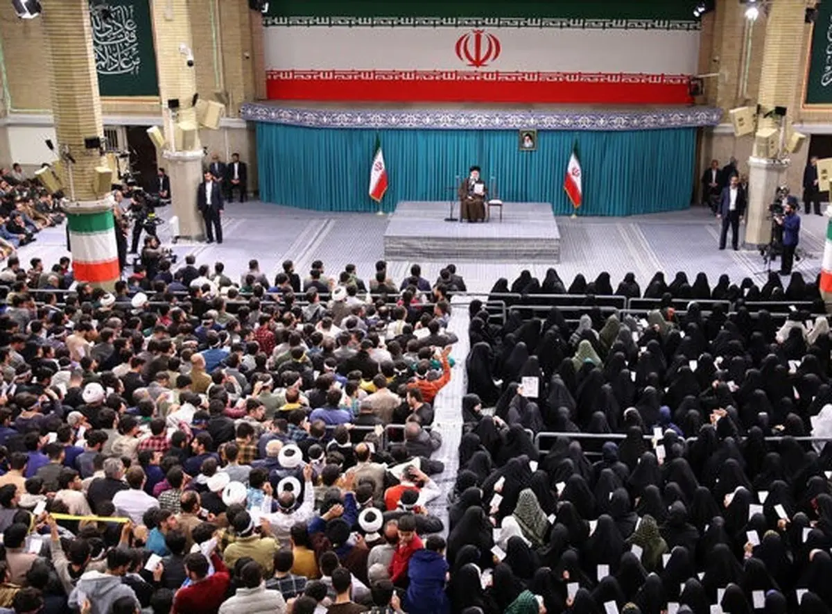 واکنش رهبر معظم انقلاب به شعار ما همه سرباز توایم