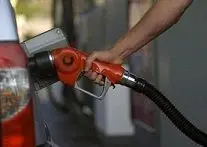 ۳۵۰۰ تومان قیمت واقعی بنزین در کشور
