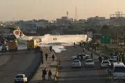 خروج بوئینگ کاسپین از باند فرودگاه ماهشهر و ورود به اتوبان ماهشهر ـ اهواز+ فیلم
