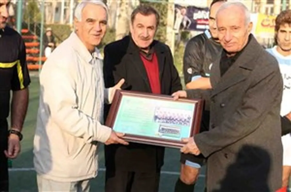 داور پیشکسوت در بخش ویژه بیمارستان