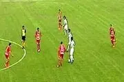پنالتی ملوان اشتباه بود/ مازیار زارع باید اخراج می شد