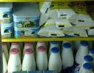 شیر نیم‌چرب پلاستیکی جایگزین کم‌چرب