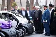 رانندگی آقای رئیس جمهور با ماشین برقی+تصاویر