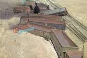 واژگونی قطار باری حامل سنگ آهن در ایستگاه دیزباد شهرستان نیشابور/ عکس