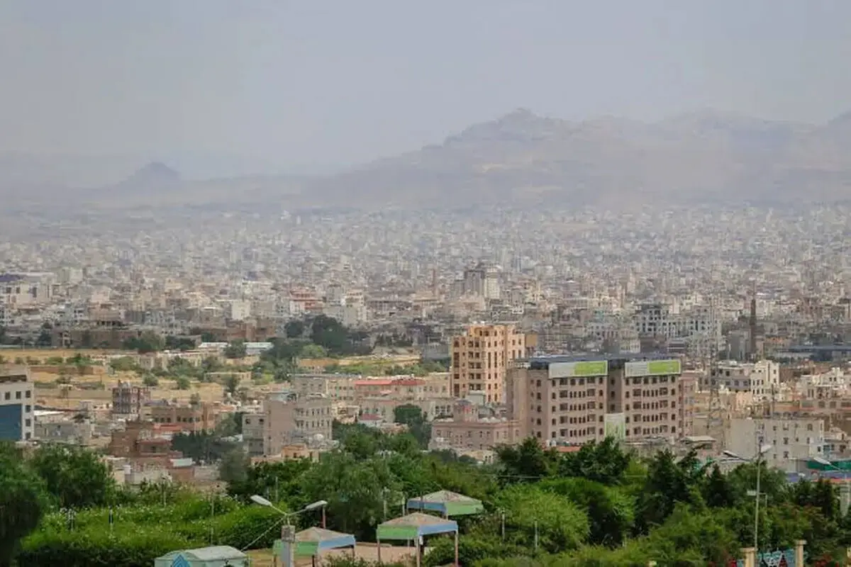 حمله موشکی عربستان به منطقه «الظاهر»