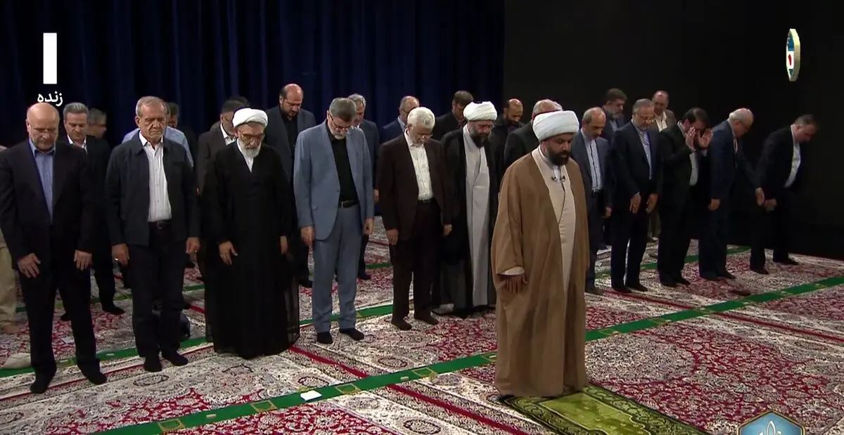  نماز جماعت نامزدهای ریاست‌جمهوری پیش از شروع مناظرۀ چهارم