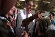 Romney lands second $۱۰۰ million month