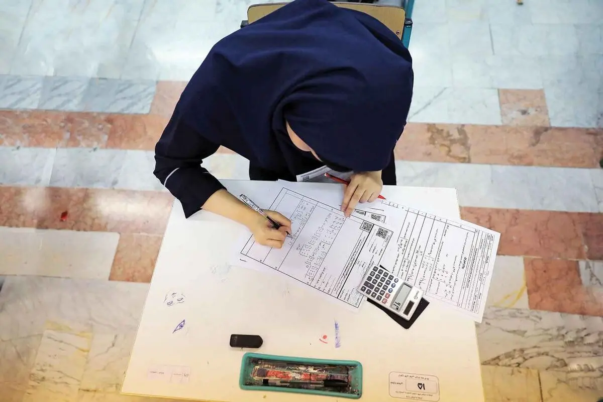 معلمها دیگر از بچهها امتحان نگیرند!