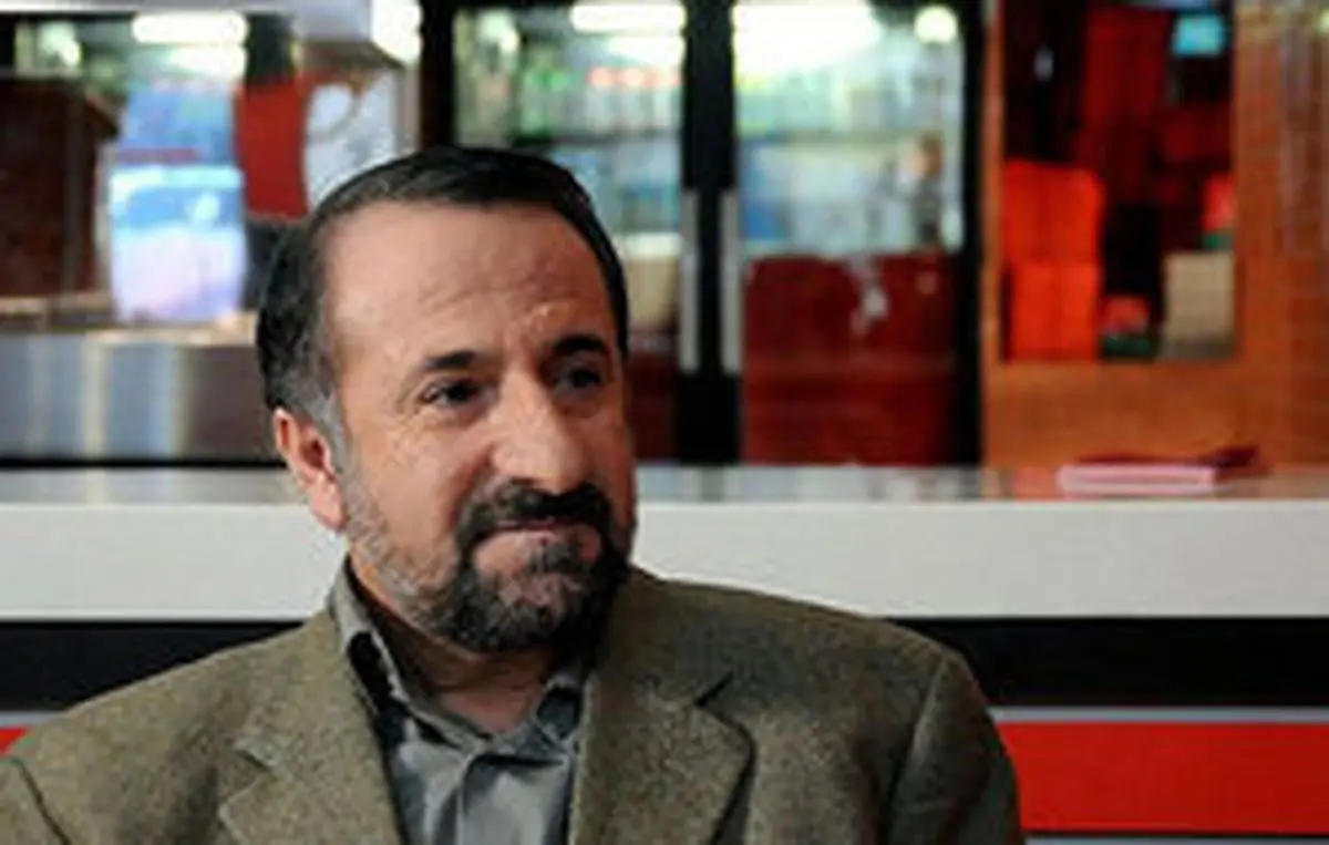 مهران رجبی در جمع دوستان خارجی اش / عکس