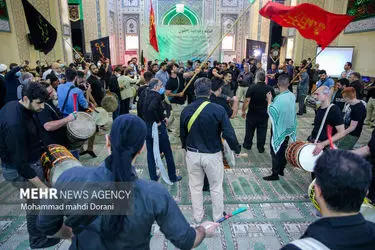 حضور چهره‌ها در مراسم یادبود جان‌باختگان متروپل/گزارش تصویری