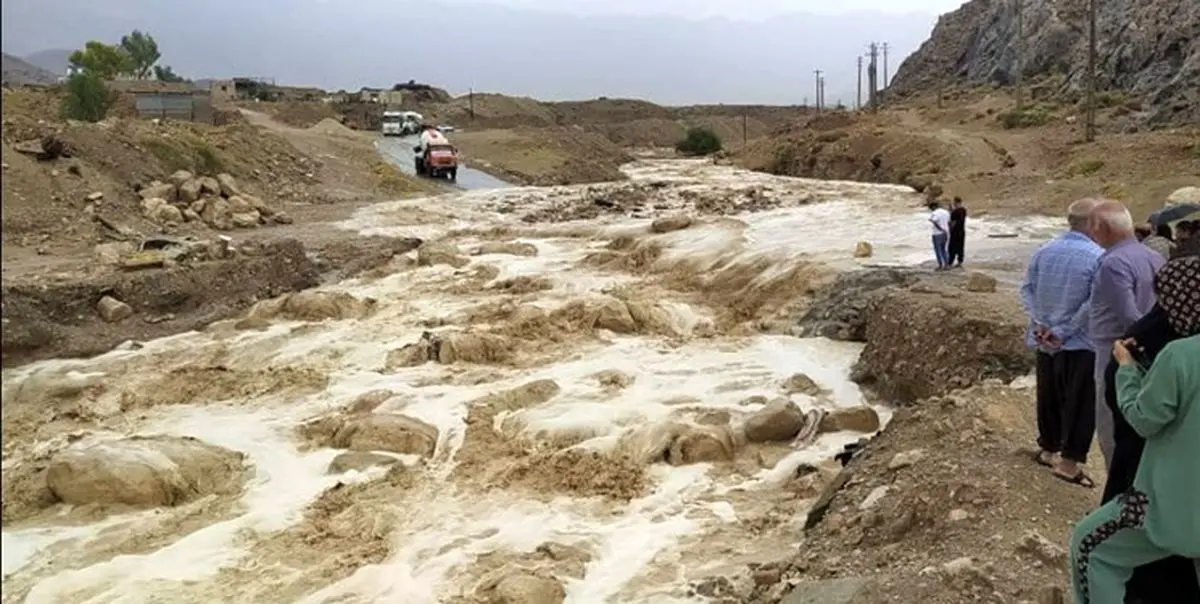 حضور مخبر در مناطق حادثه دیده امامزاده داوود