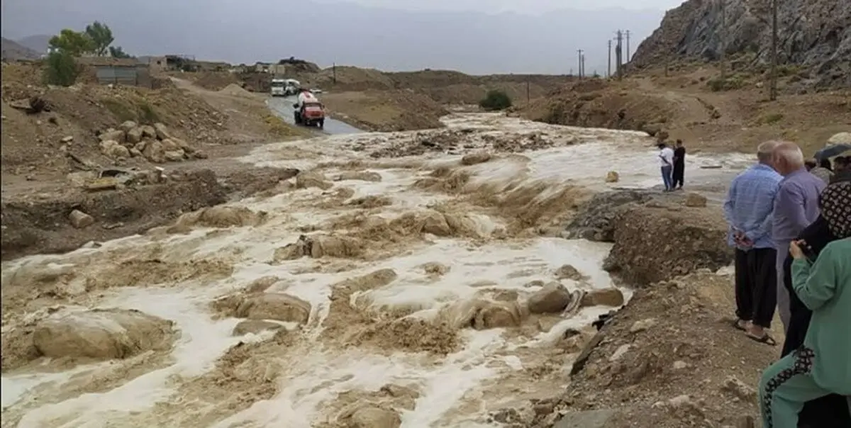 حضور مخبر در مناطق حادثه دیده امامزاده داوود