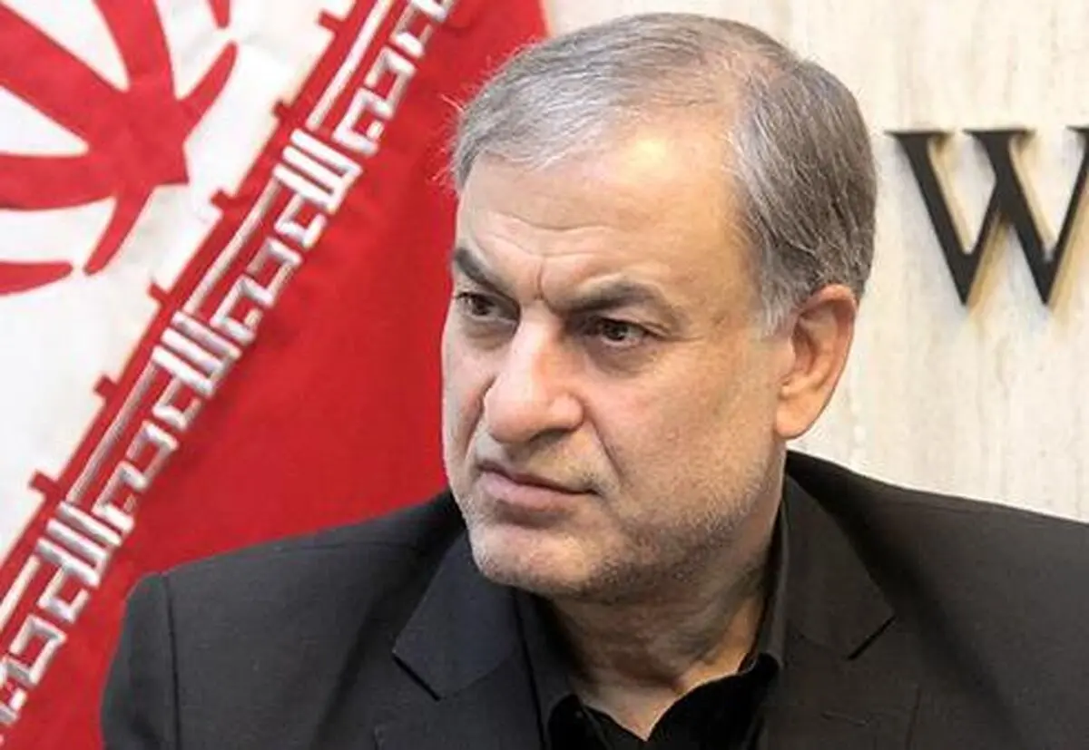  احمدی بیغش: ضرغامی وجاهت ملی و اعتبار بین‎‌المللی ندارد 