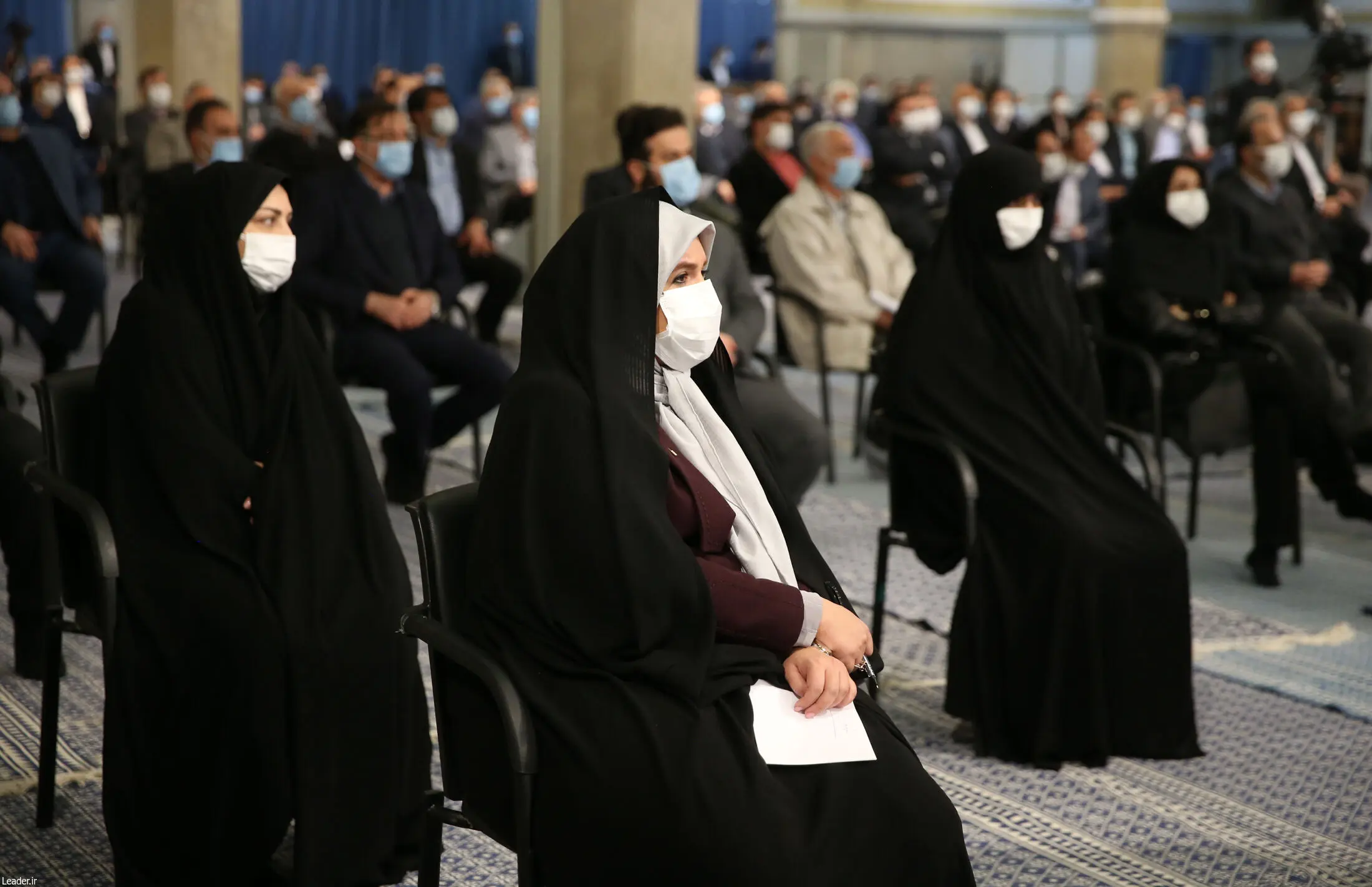 دیدار جمعی از تولیدکنندگان و فعالان صنعتی با رهبر معظم انقلاب/گزارش تصویری