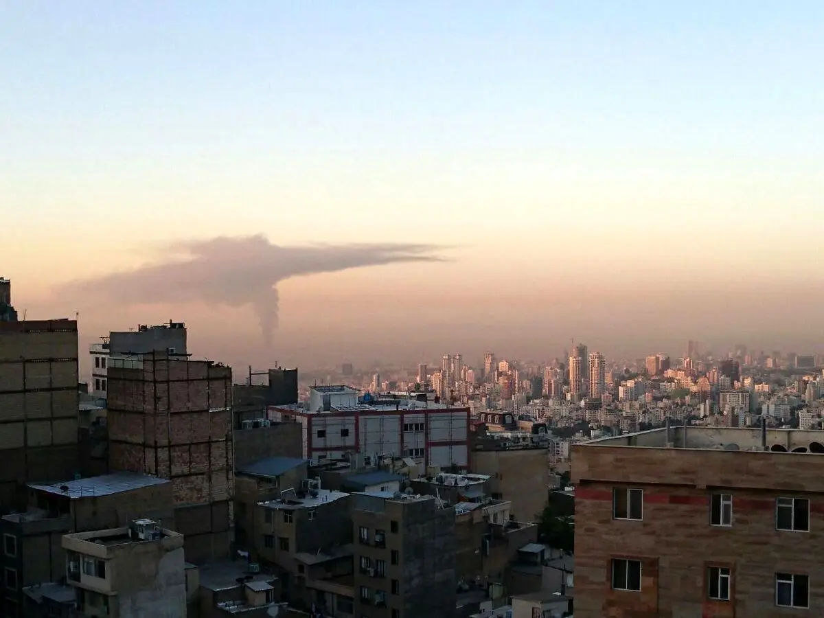 اولین ویدیو از آتشسوزی هایپراستار در تهران