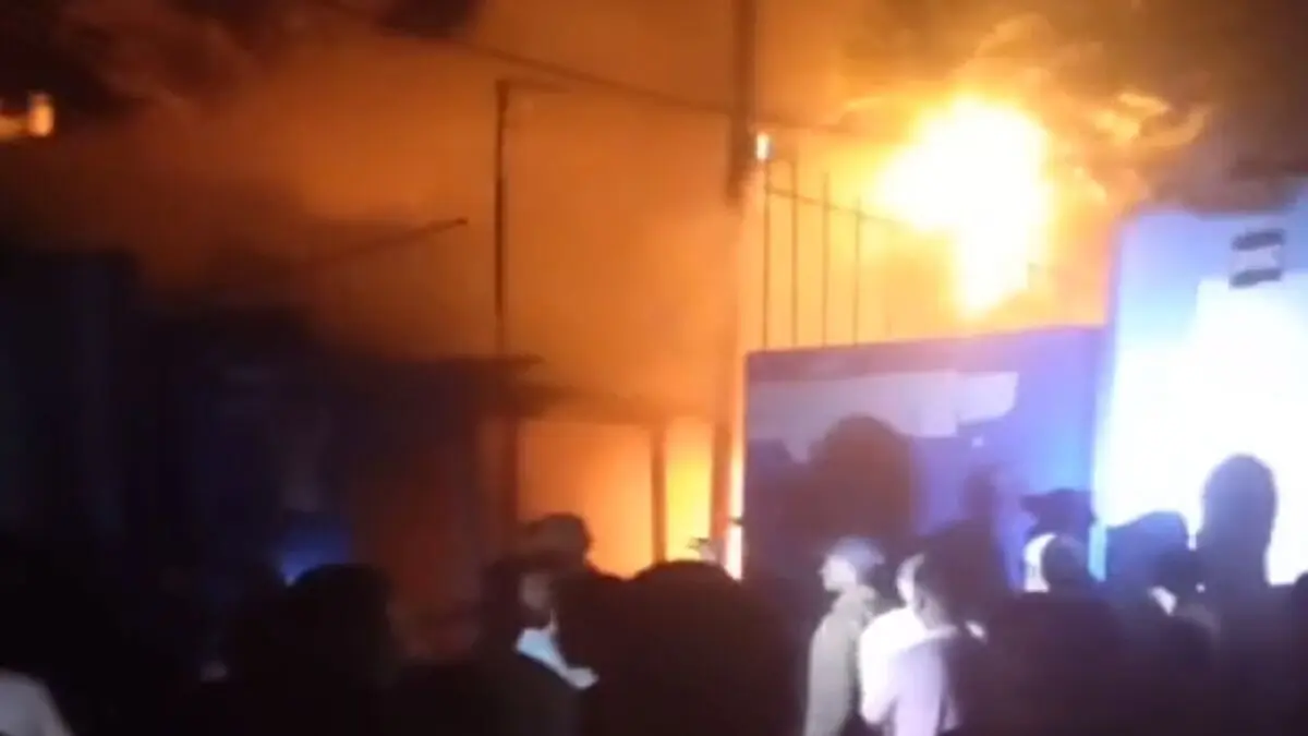 محل نگهداری کمک‌های بشردوستانه در غزه بمباران شد
