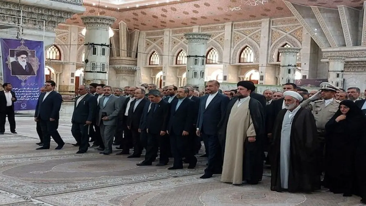 تجدیدمیثاق مقامات وزارت خارجه و سفرای ایران در خارج از کشور با آرمانهای امام خمینی(ره)