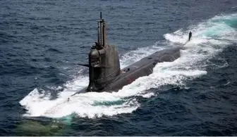 شلیک ۴ موشک قاره‌پیما از یک زیردریایی هسته‌ای روسیه