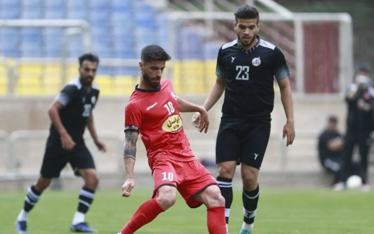 اولین تمدیدی سرخپوشان مشخص شد/ ستاره ملی‌پوش با پرسپولیس توافق کرد
