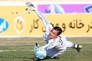 دروازه‌بان سیاه‌جامگان از باشگاه اخراج شد