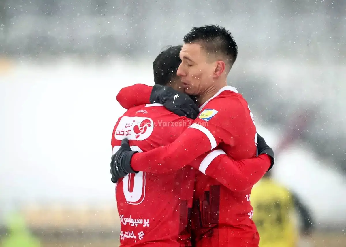 شوک به پرسپولیس؛ جدایی دو ستاره تیم، اولین عاقبت جنگ است