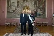 
تقدیم استوارنامه سفیر ایران به پادشاه سوئد
