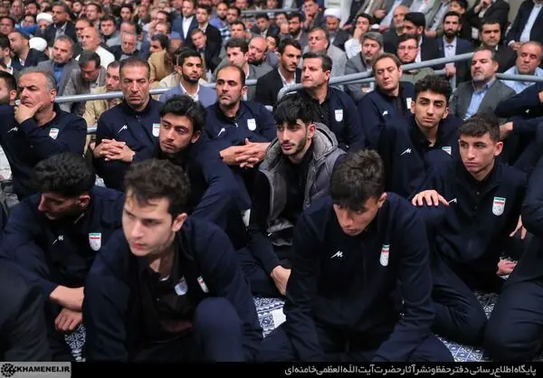 دیدار معلمان با حضرت آیت‌الله خامنه‌ای رهبر معظم انقلاب اسلامی/گزارش تصویری