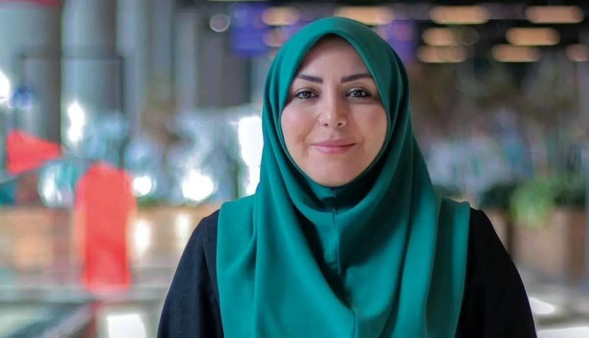 واکنش خانم مجری به برکناری شهرام دبیری