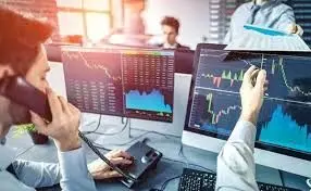 پیش‌بینی بورس فردا دوشنبه 1 اردیبهشت 1404 
