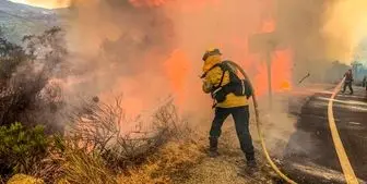  کالیفرنیا همچنان در آتش می‌سوزد