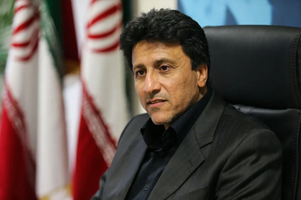 انتقاد سرمربی سابق استقلال به شفر!